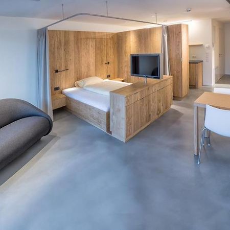 Apartmenthaus Anna Лустенау Экстерьер фото